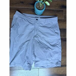 EUC Lululemon Men’s Kahuna Golf Shorts. Size 36.